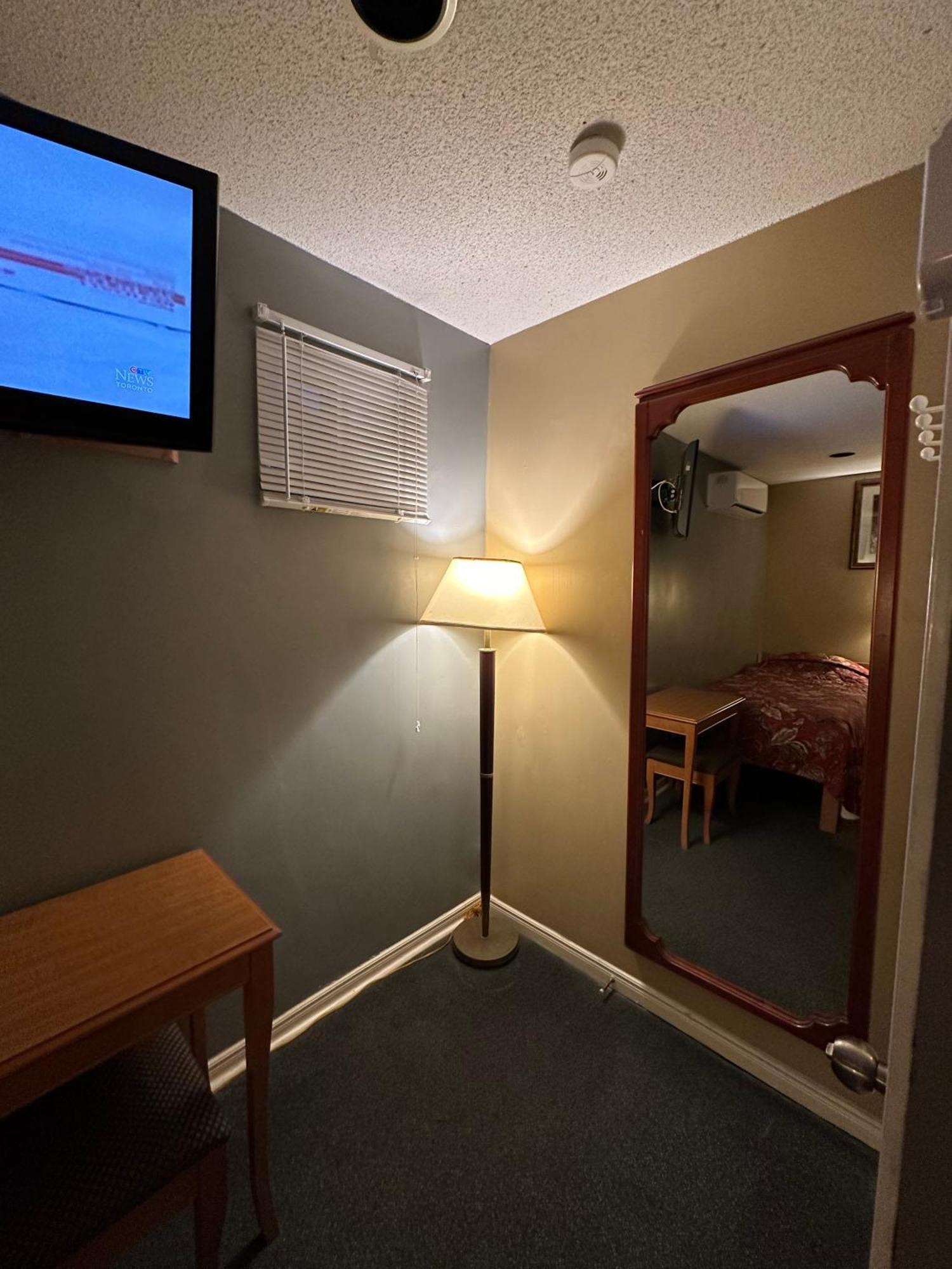Nox Hostel Toronto Ngoại thất bức ảnh