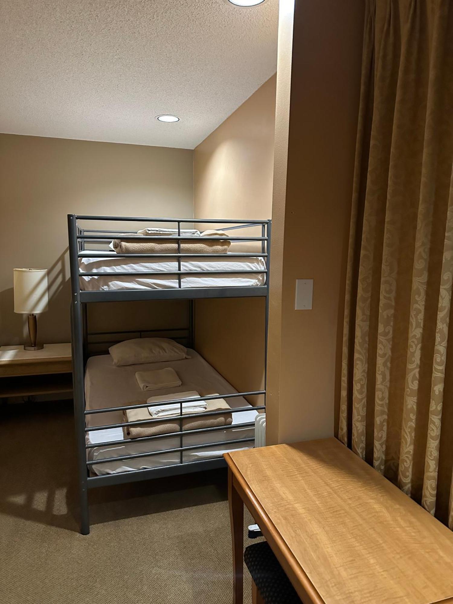 Nox Hostel Toronto Ngoại thất bức ảnh