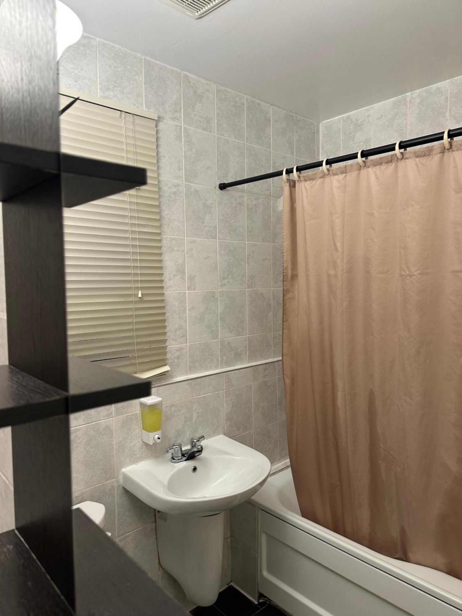 Nox Hostel Toronto Ngoại thất bức ảnh