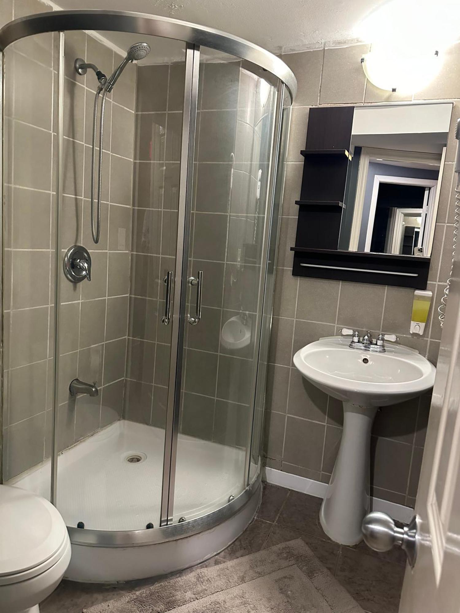 Nox Hostel Toronto Ngoại thất bức ảnh